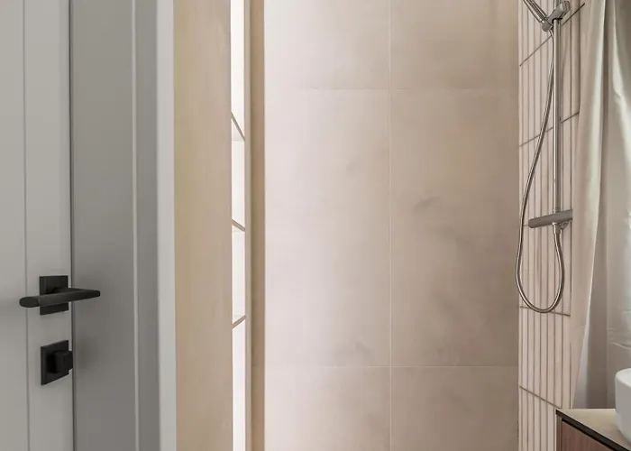 In Centre Self Check-in No 2 *